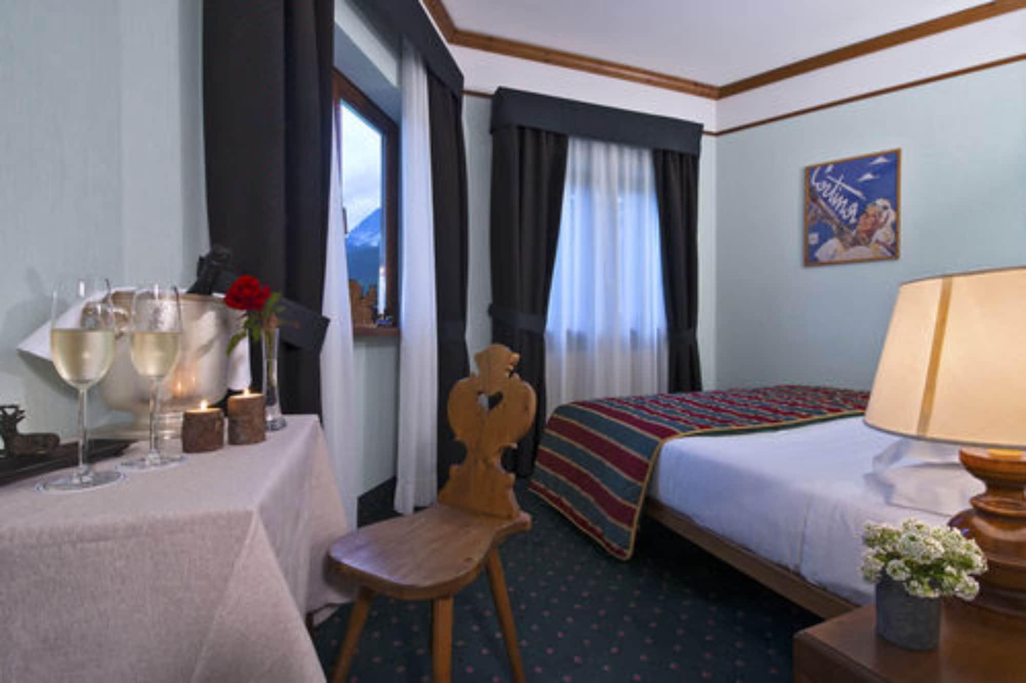 Boutique Hotel Villa Blu Κορτίνα Ντ' Αμπέτσο Εξωτερικό φωτογραφία