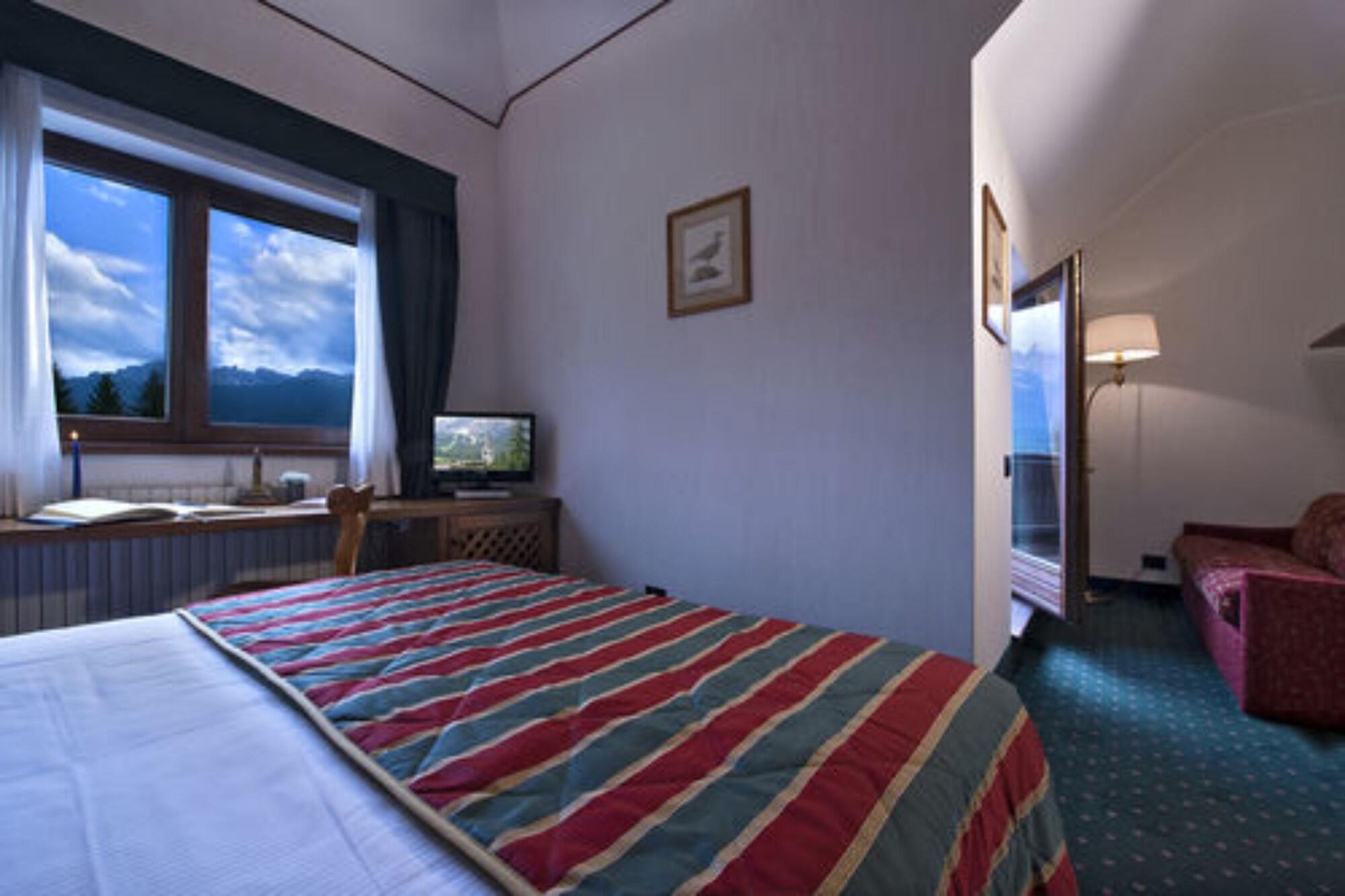 Boutique Hotel Villa Blu Κορτίνα Ντ' Αμπέτσο Εξωτερικό φωτογραφία